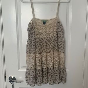 Free Hug Floral Sheer Lace Tank